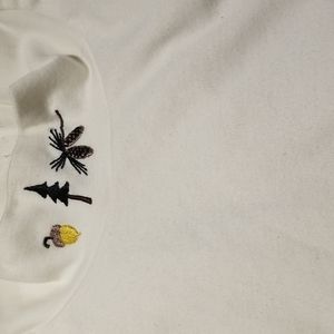CJBANKS mock turtleneck short sleeve embroidered 1X
